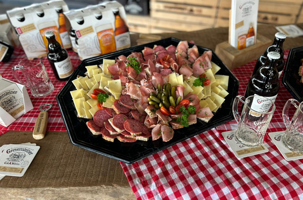 EDEKA Köhler, Göttingen, Grone, Blog, zehn Jahre, Party, Jubiläum, EDEKA-Truck, Weihnachtsmann