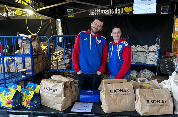EDEKA Köhler, Göttingen, Grone, Blog, zehn Jahre, Party, Jubiläum, EDEKA-Truck, Weihnachtsmann